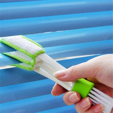 Load image into Gallery viewer, Plastic Car Air Conditioning Vent Blinds Dirt Duster Cleaning Brush